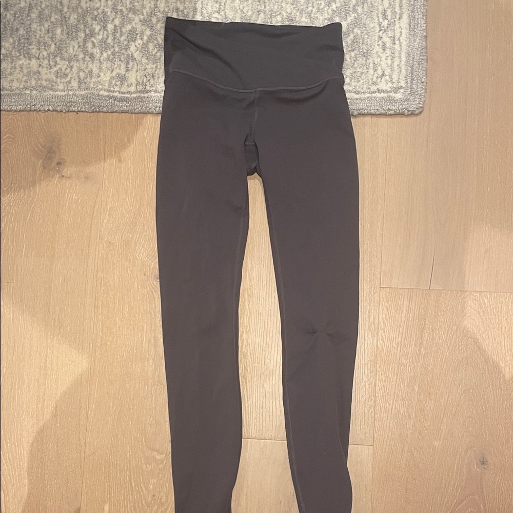 Criss cross waist lululemon legging
